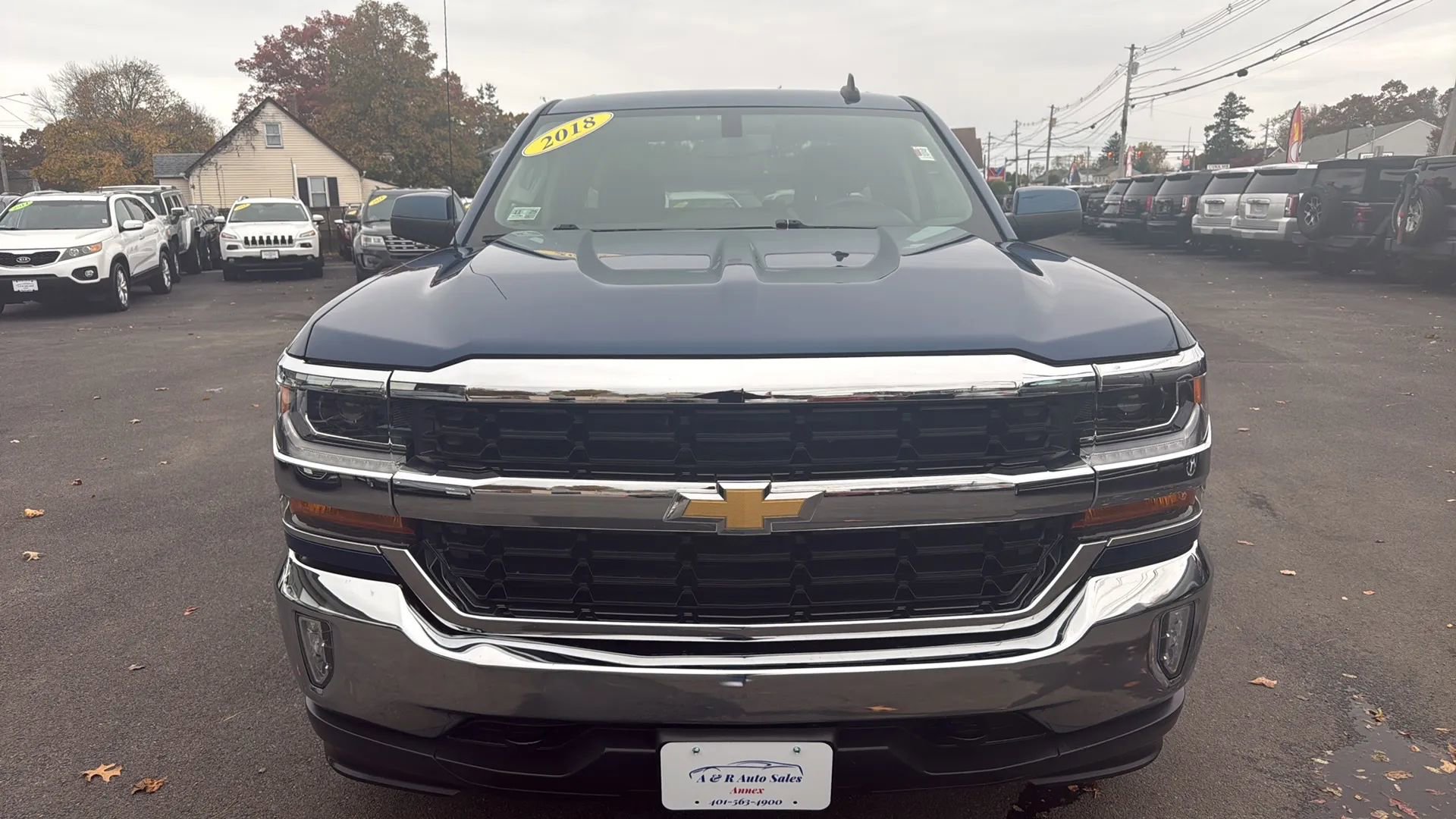 Used 2018 Chevrolet Silverado 1500 LT w/ All Star Edition AWD/4WD image 2