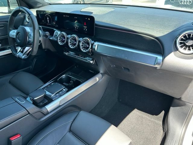 Used 2022 Mercedes-Benz GLB 35 AMG 4MATIC w/ Parking Assistance Package image 9