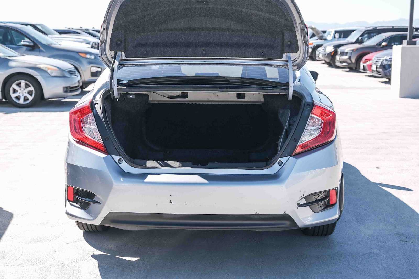 Used 2018 Honda Civic LX image 27