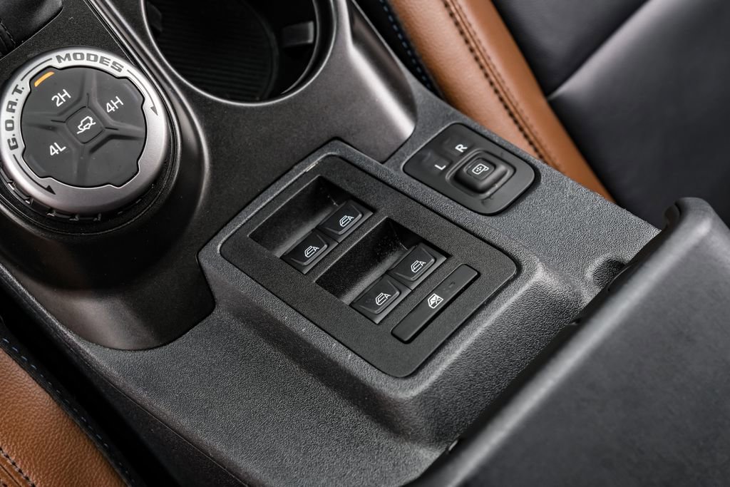 Used 2023 Ford Bronco Outer Banks image 26