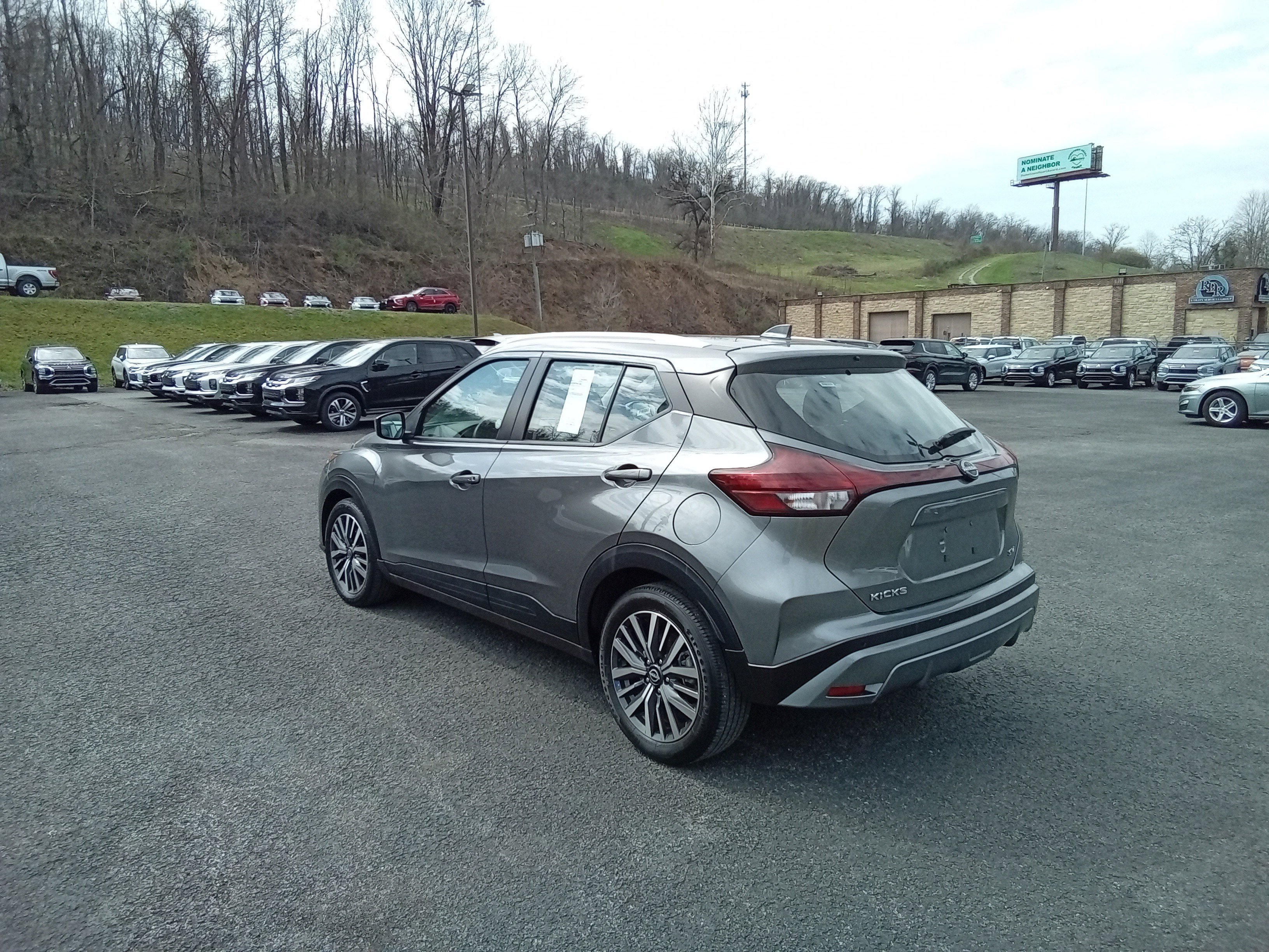 Used 2024 Nissan Kicks SV image 6