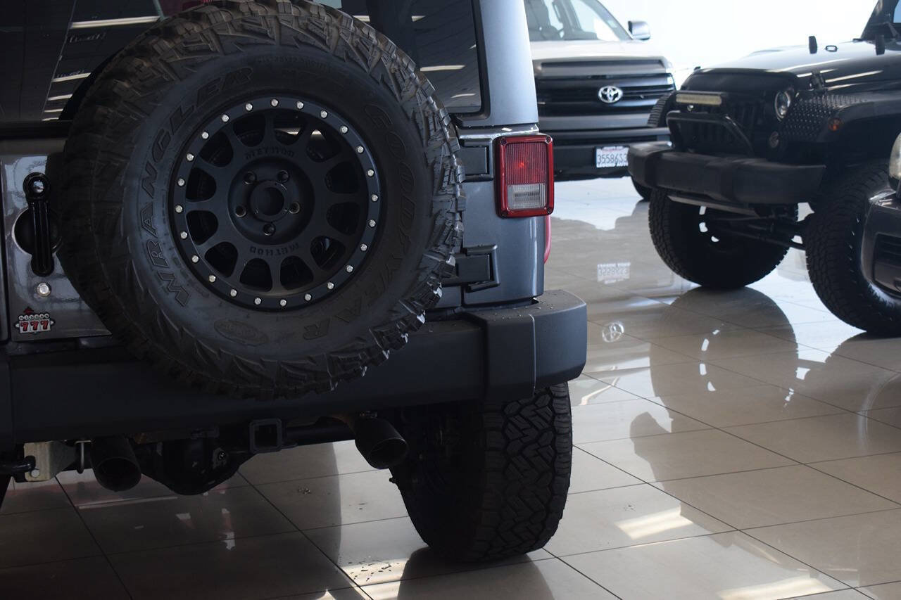Used 2014 Jeep Wrangler Sport w/ Quick Order Package 24S AWD/4WD image 30