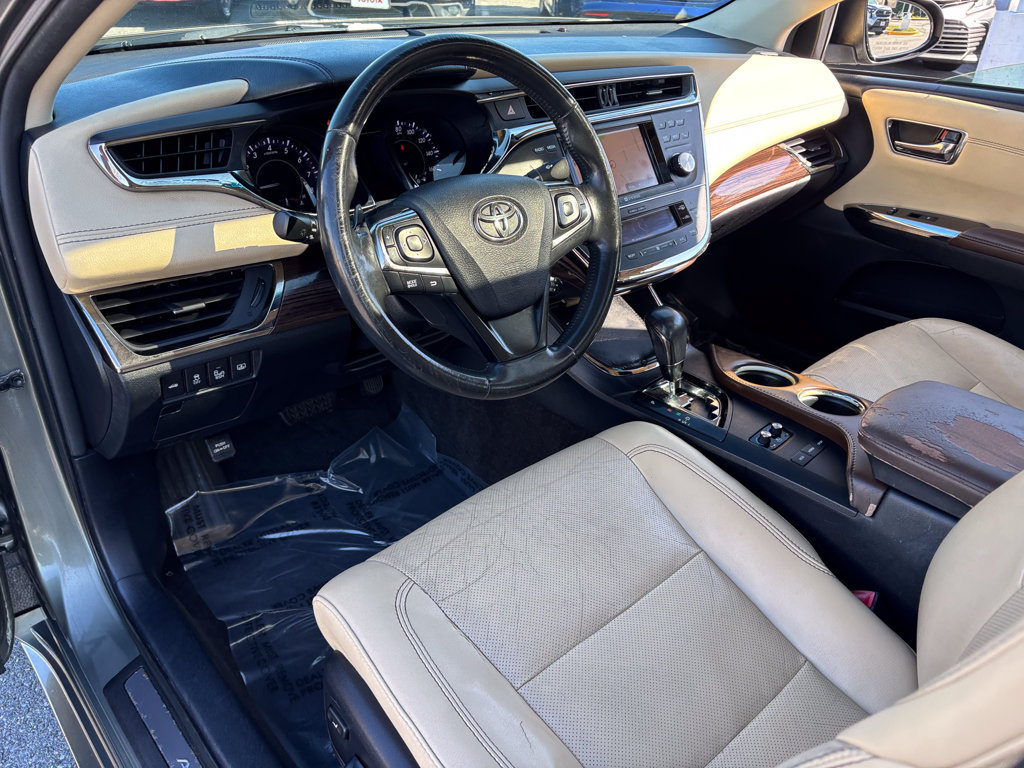 Used 2013 Toyota Avalon Limited FWD image 19