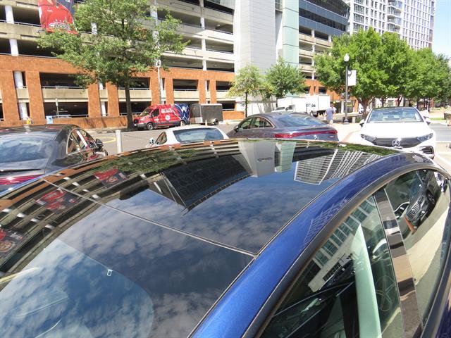 Used 2022 Tesla Model 3 Performance AWD/4WD image 22