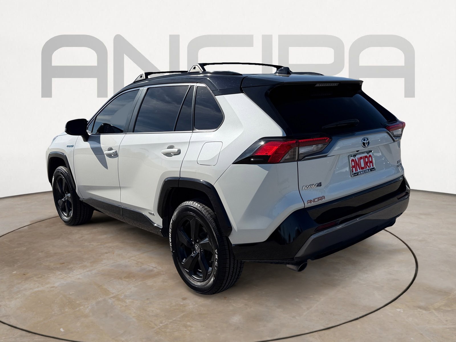 Used 2021 Toyota RAV4 XSE image 8