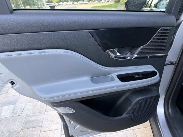 Certified 2021 Lincoln Corsair FWD w/ Equipment Group 101A image 17