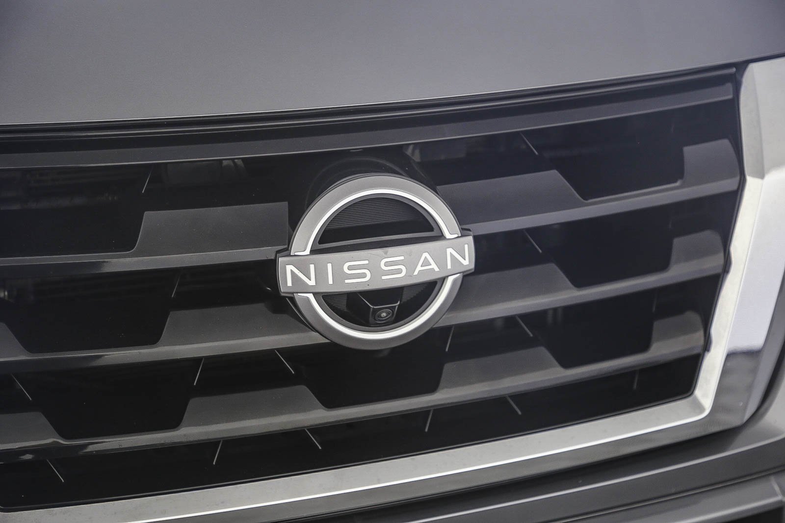 Used 2023 Nissan Armada SL w/ Captain's Chairs Package image 12