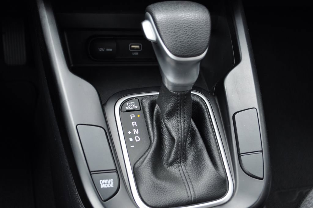 Used 2024 Kia Soul LX w/ LX Technology Package image 11