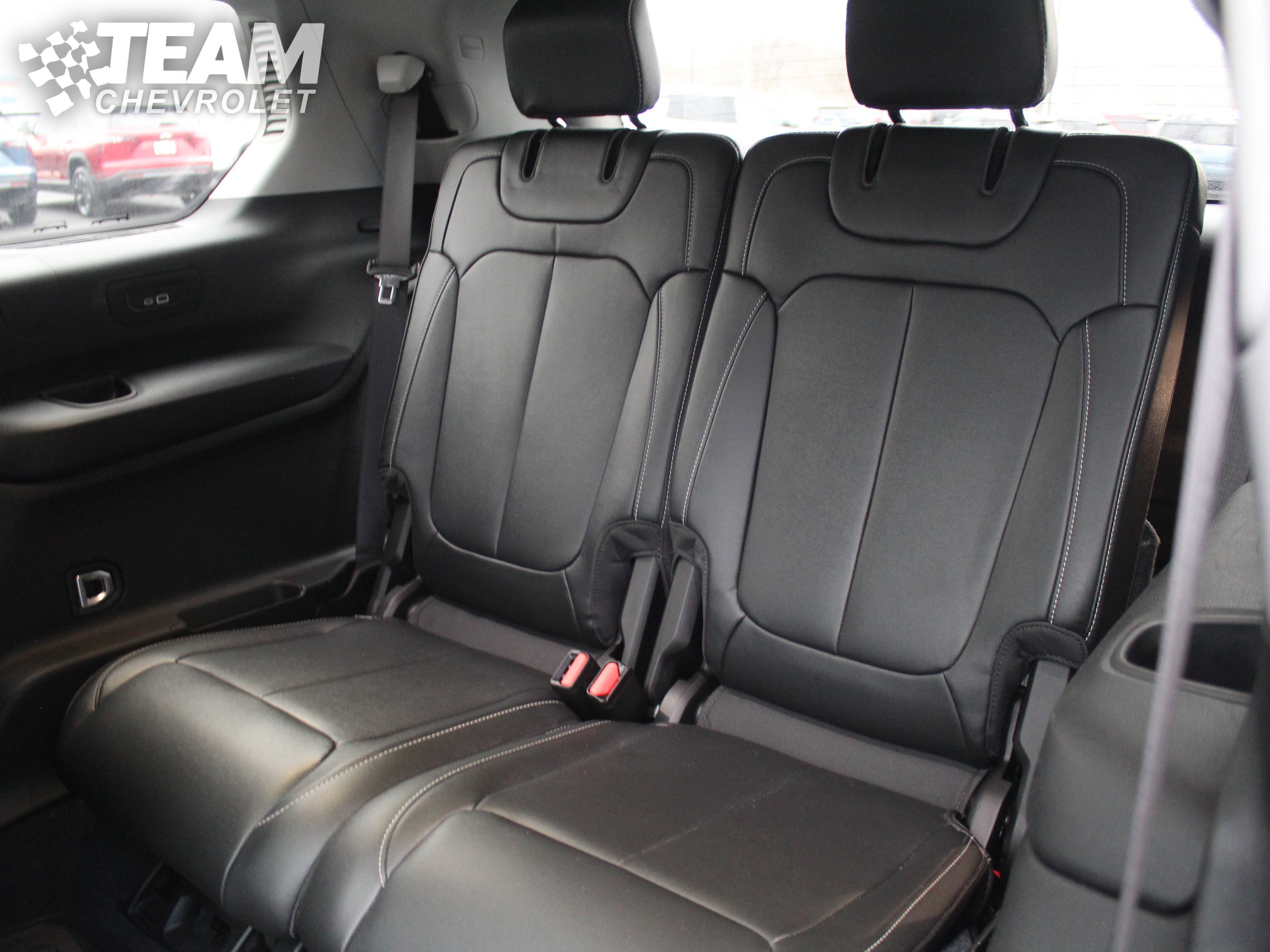 Used 2024 Jeep Grand Cherokee L Limited image 24
