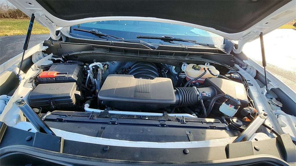 Used 2023 GMC Yukon XL AT4 image 31