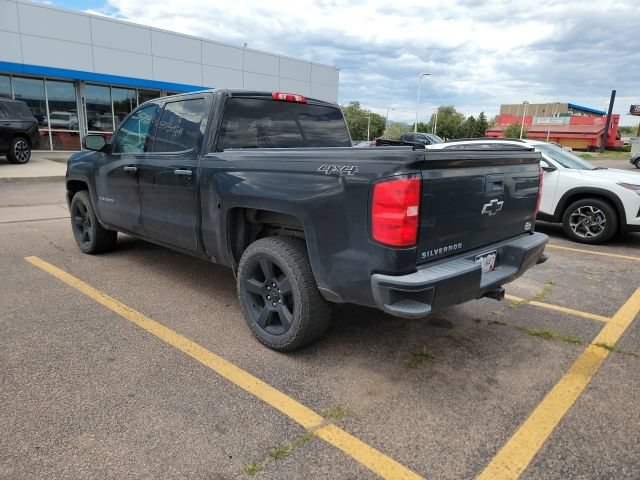 Used 2018 Chevrolet Silverado 1500 Custom w/ Custom Value Package AWD/4WD image 5