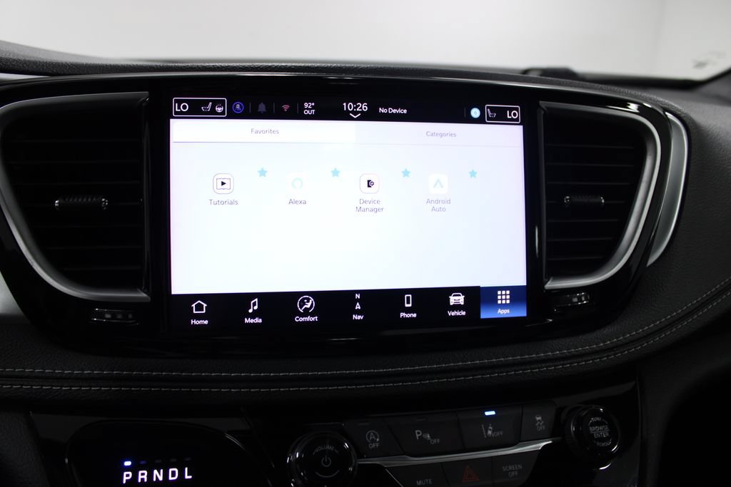 Used 2025 Chrysler Pacifica Limited FWD image 58
