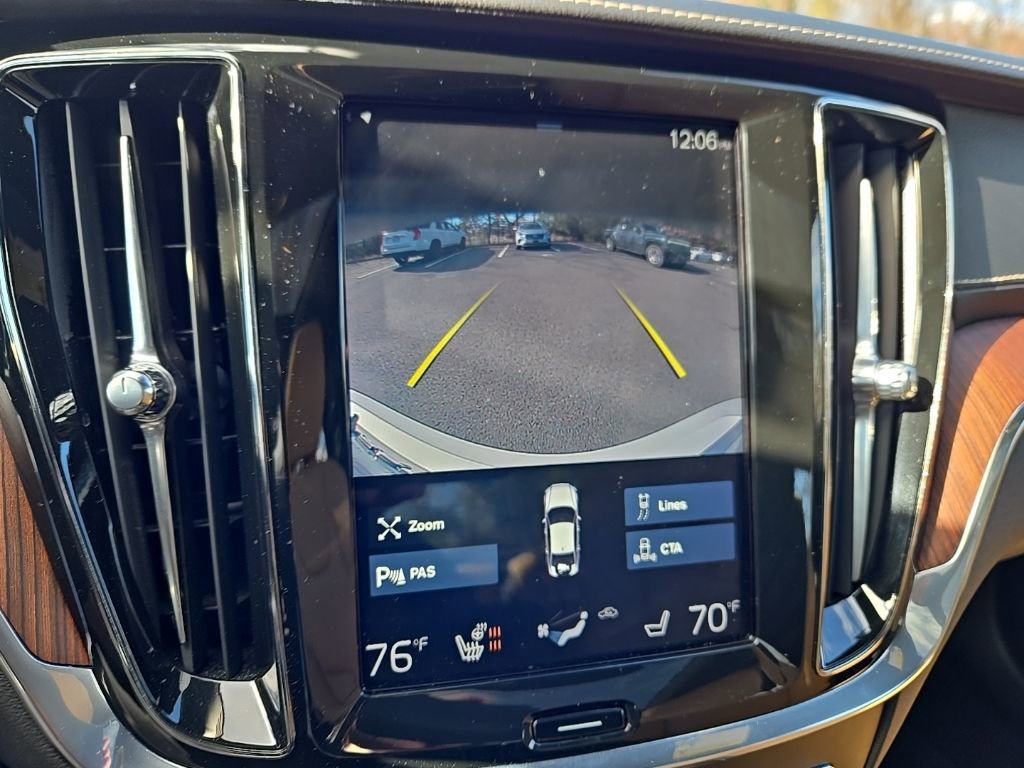 Used 2020 Volvo S60 T6 Inscription image 28