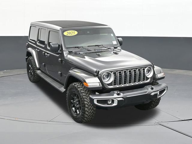 Used 2025 Jeep Wrangler Sahara image 73