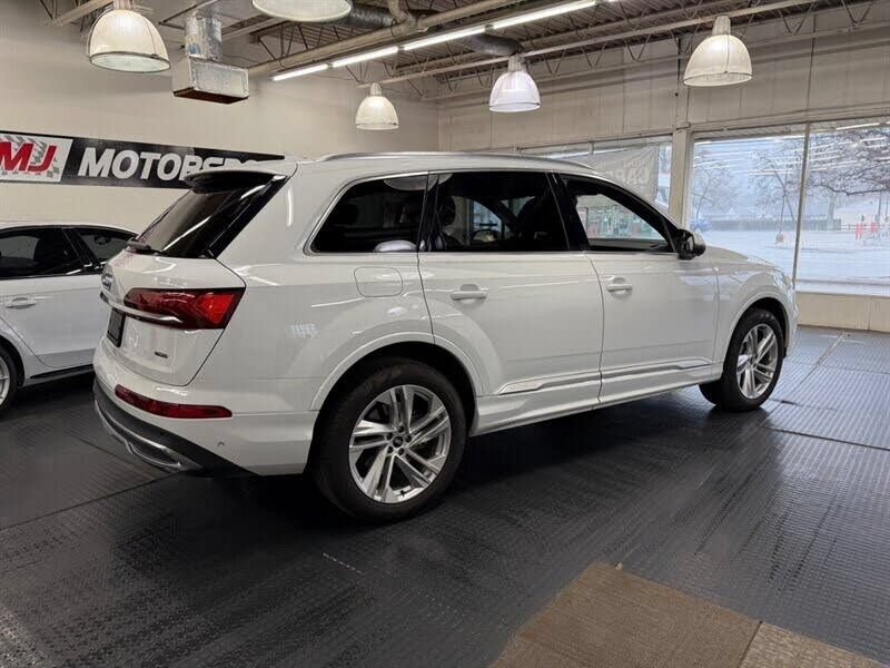 Used 2021 Audi Q7 3.0T Premium Plus w/ Executive Package AWD/4WD image 11