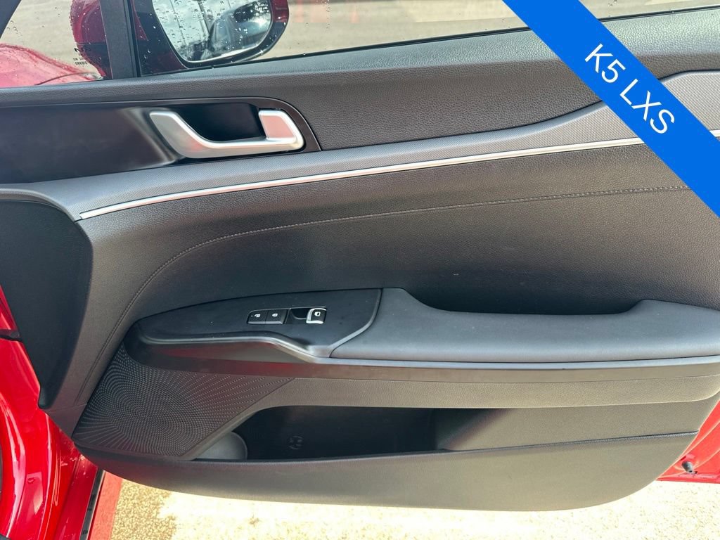 Used 2025 Kia K5 LXS FWD image 8