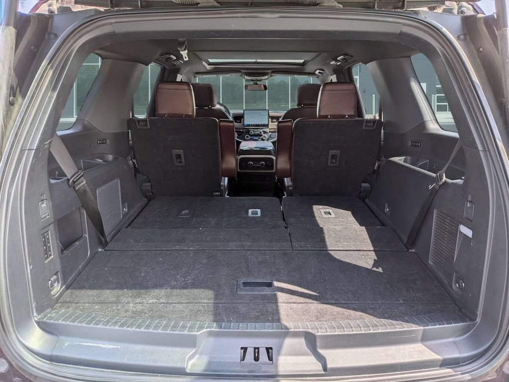 Used 2023 Ford Expedition Limited AWD/4WD image 28