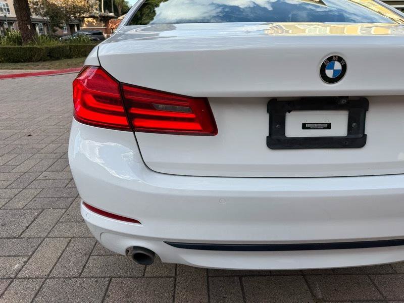 Used 2020 BMW 530i w/ Convenience Package RWD image 17