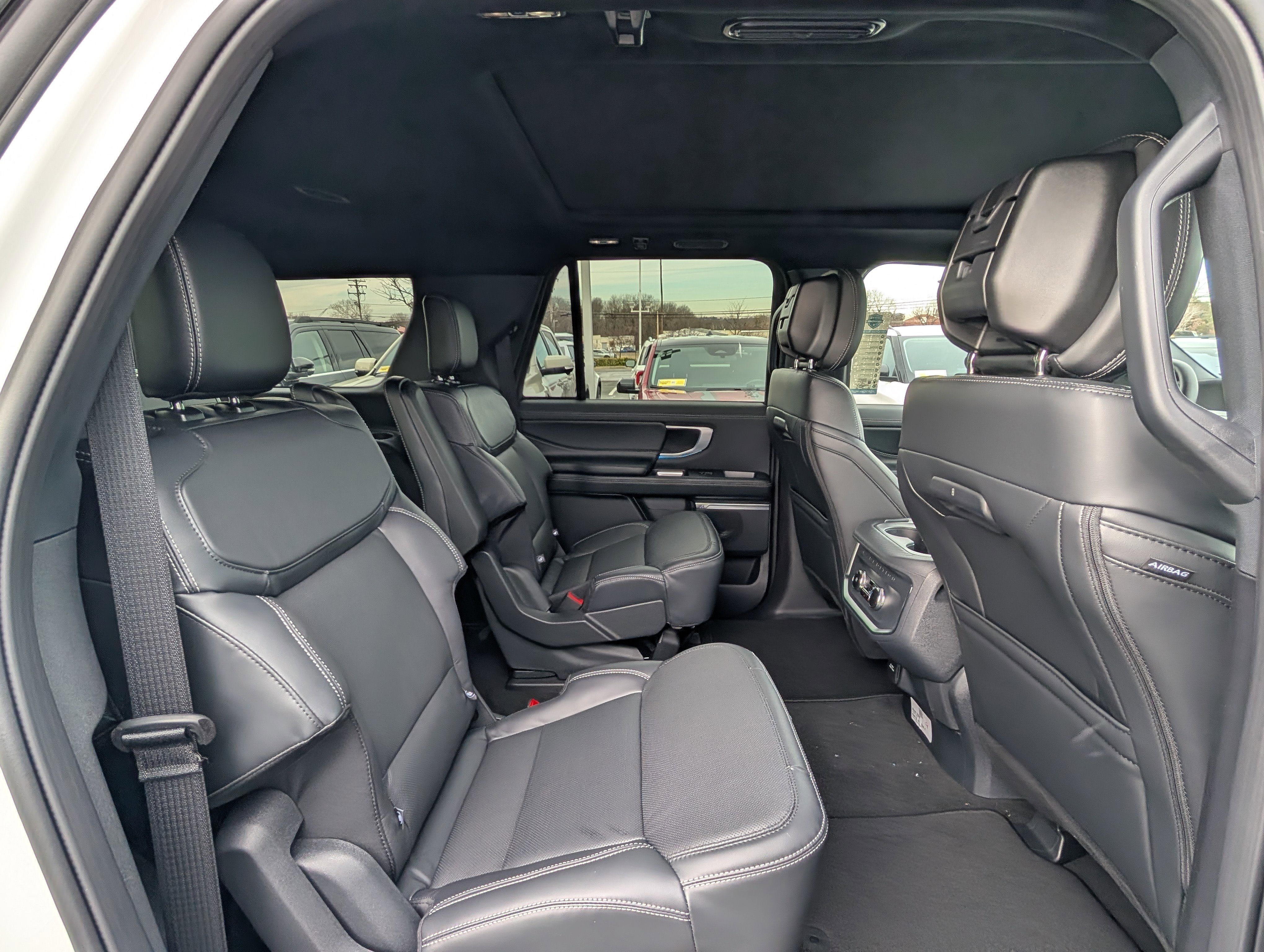 New 2026 Ford Expedition Max Platinum w/ Stealth Appearance Package image 7