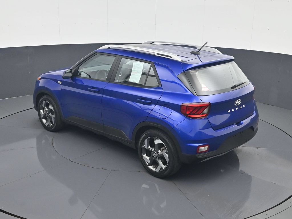Certified 2024 Hyundai Venue SEL FWD image 20