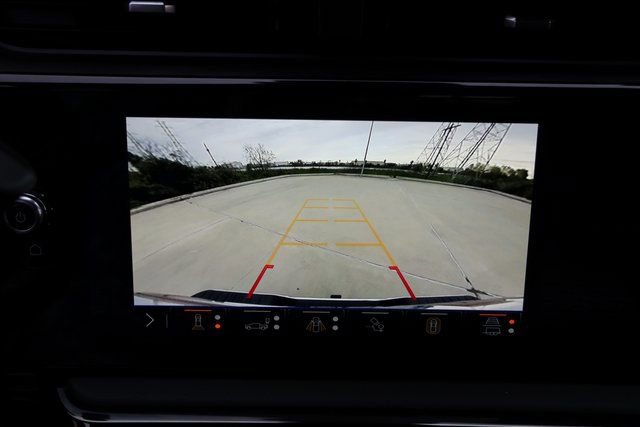 Certified 2025 GMC Sierra 3500 AT4 w/ Technology Package image 17