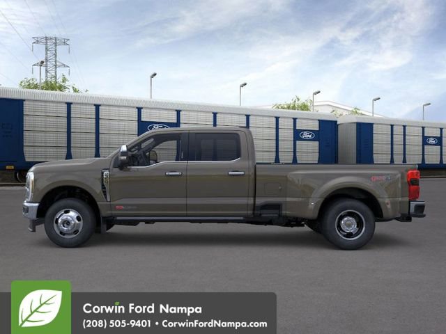 New 2026 Ford F350 4x4 Crew Cab DRW Super Duty image 4