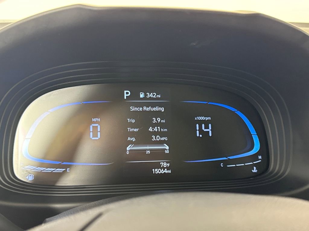 Certified 2025 Hyundai Venue SEL image 15