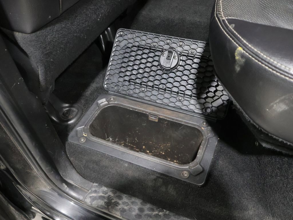 Used 2017 RAM 2500 Laramie w/ Sport Appearance Group image 20