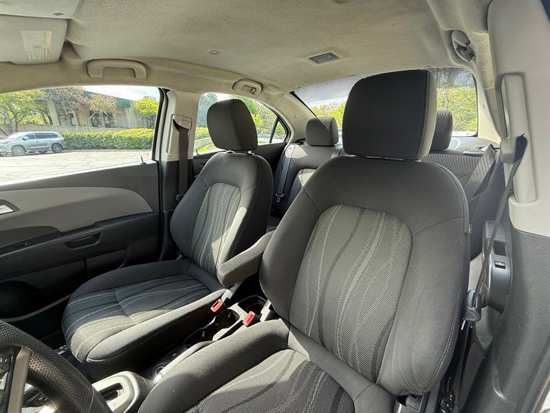 Used 2016 Chevrolet Sonic LT FWD image 13