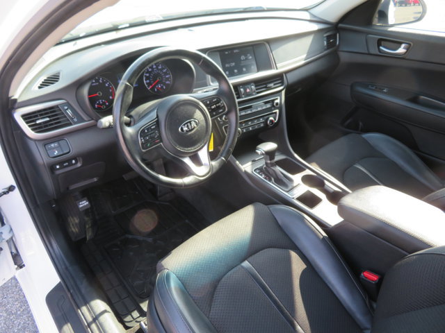 Used 2018 Kia Optima S w/ Panoramic Sunroof Package image 11