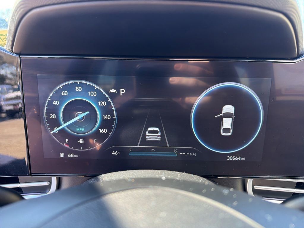 Used 2023 Hyundai Elantra Limited image 23