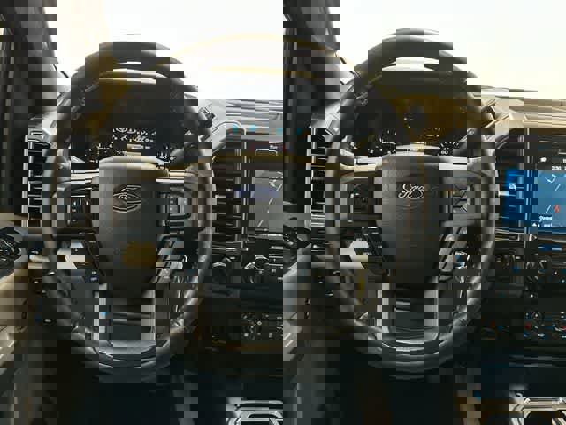 Used 2018 Ford F150 XLT w/ Equipment Group 302A Luxury image 15