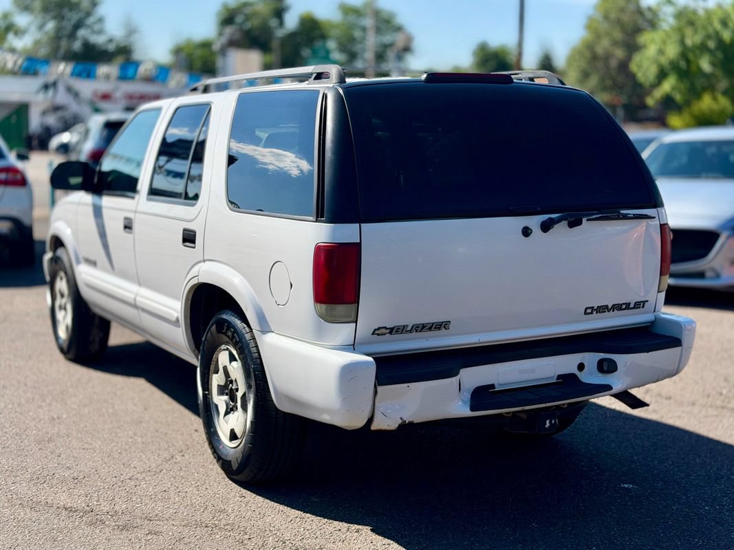 Used 2002 Chevrolet Blazer LS w/ Preferred Equipment Group AWD/4WD image 3