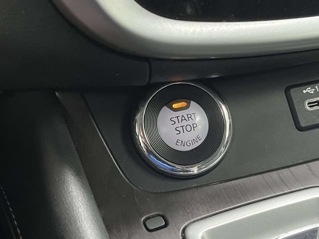 Used 2019 Nissan Murano Platinum w/ Cargo Package FWD image 37