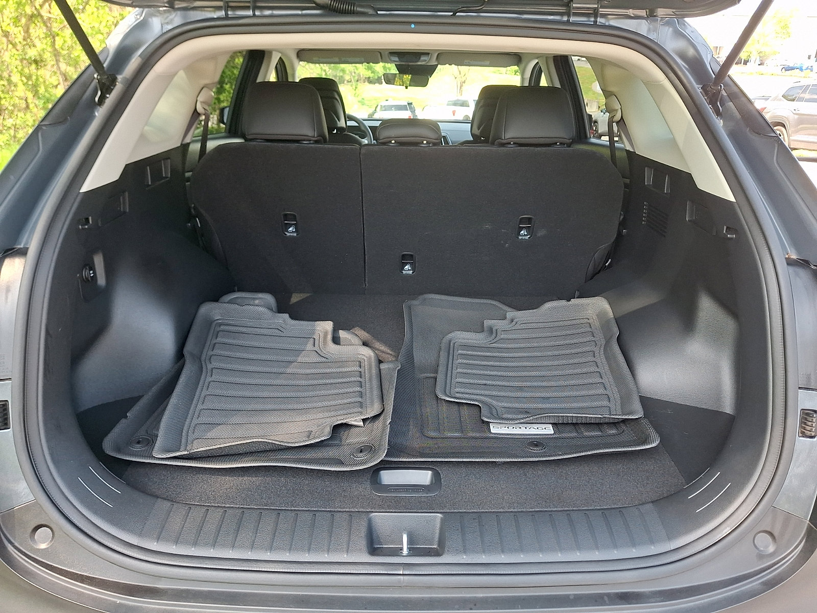 Certified 2025 Kia Sportage EX AWD/4WD image 30