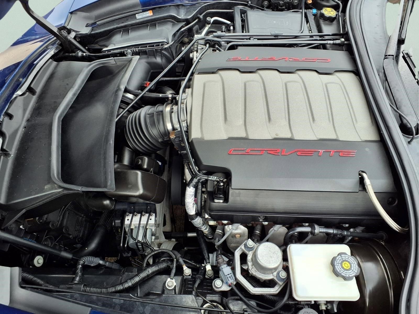 Used 2018 Chevrolet Corvette Grand Sport RWD image 10