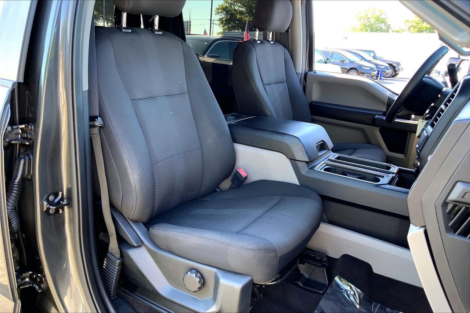 Used 2019 Ford F150 XL w/ Equipment Group 101A Mid AWD/4WD image 7