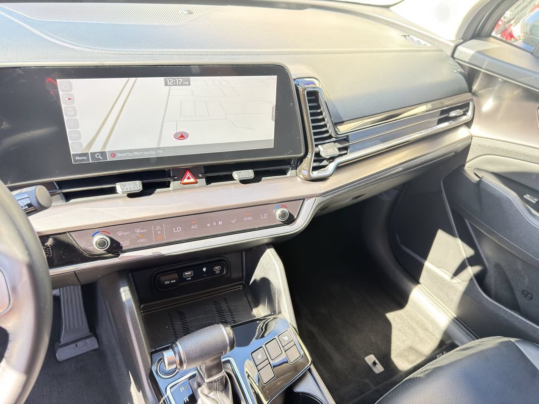 Used 2023 Kia Sportage EX FWD image 13