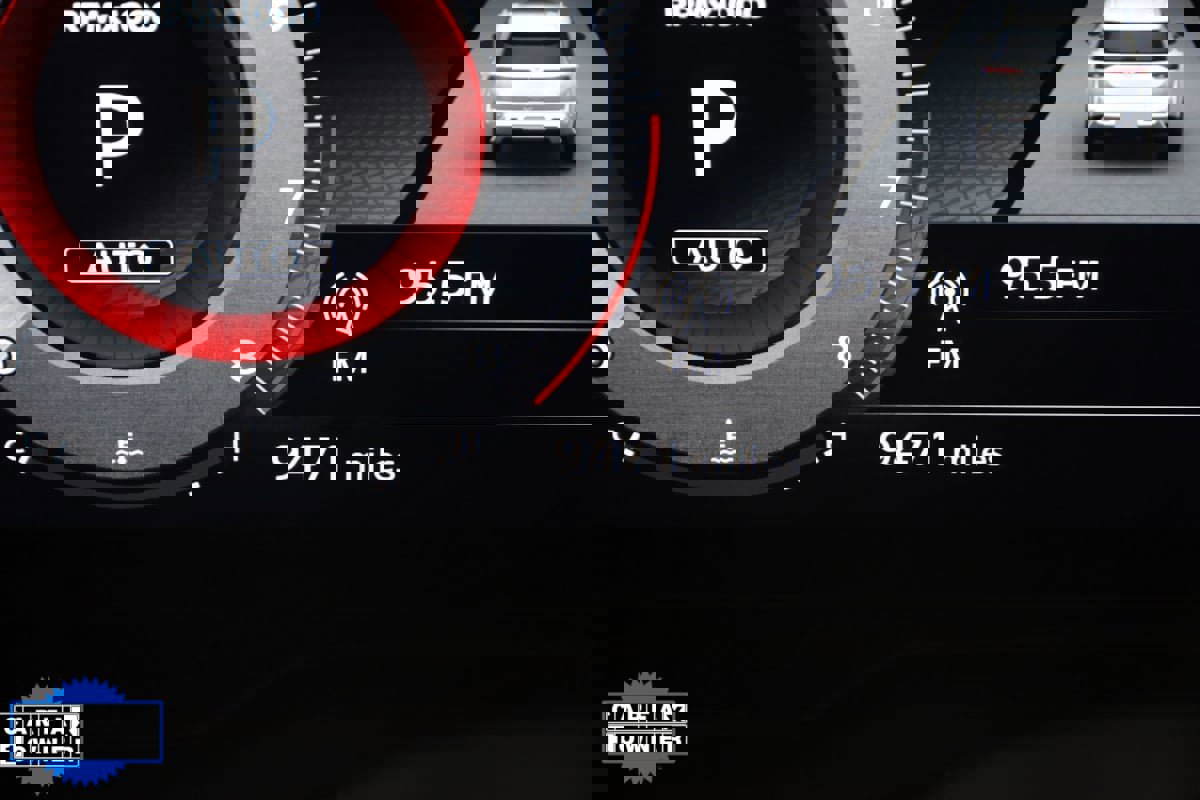 Used 2024 Nissan Pathfinder Platinum w/ Cargo Package image 39