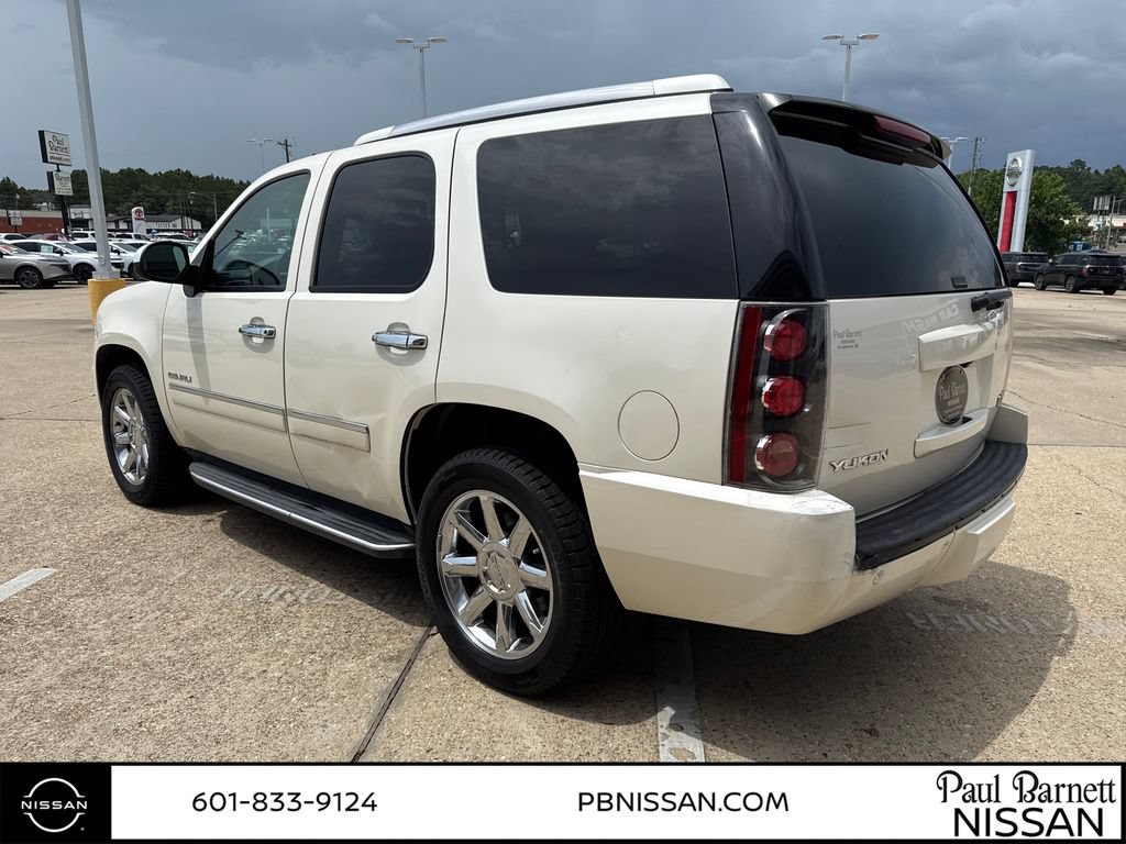 Used 2014 GMC Yukon Denali RWD image 8