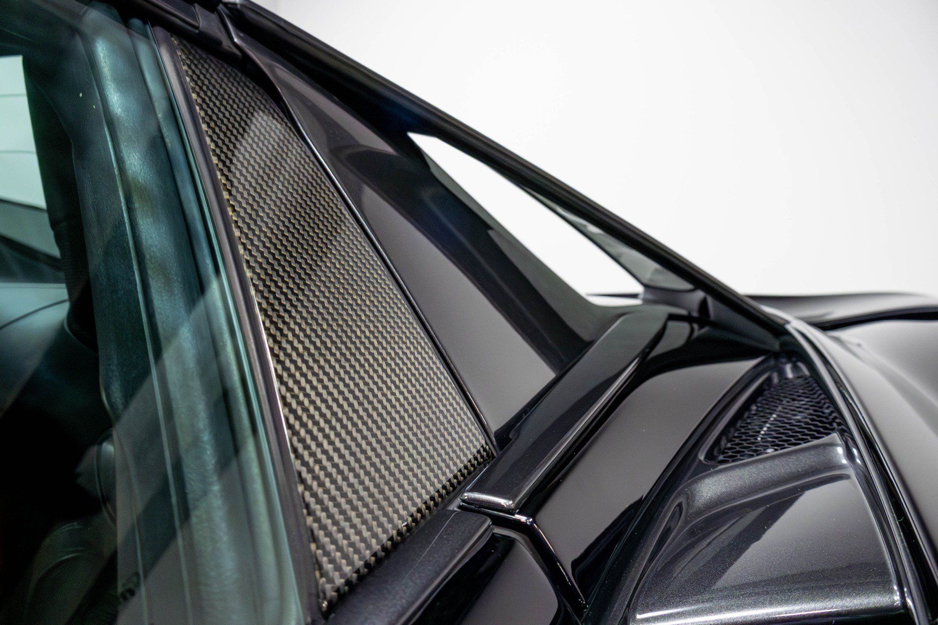 Used 2019 McLaren 720S Luxury RWD image 42