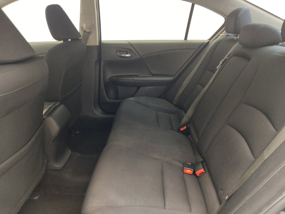 Used 2015 Honda Accord Sport image 18