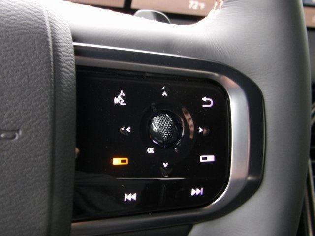 New 2025 Nissan Armada PRO-4X image 34