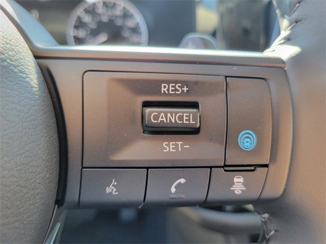 New 2025 Nissan Pathfinder SV image 32