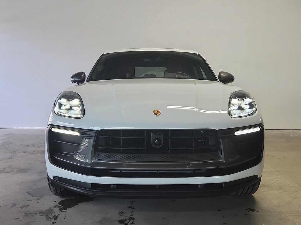 New 2026 Porsche Macan Turbo AWD/4WD image 8
