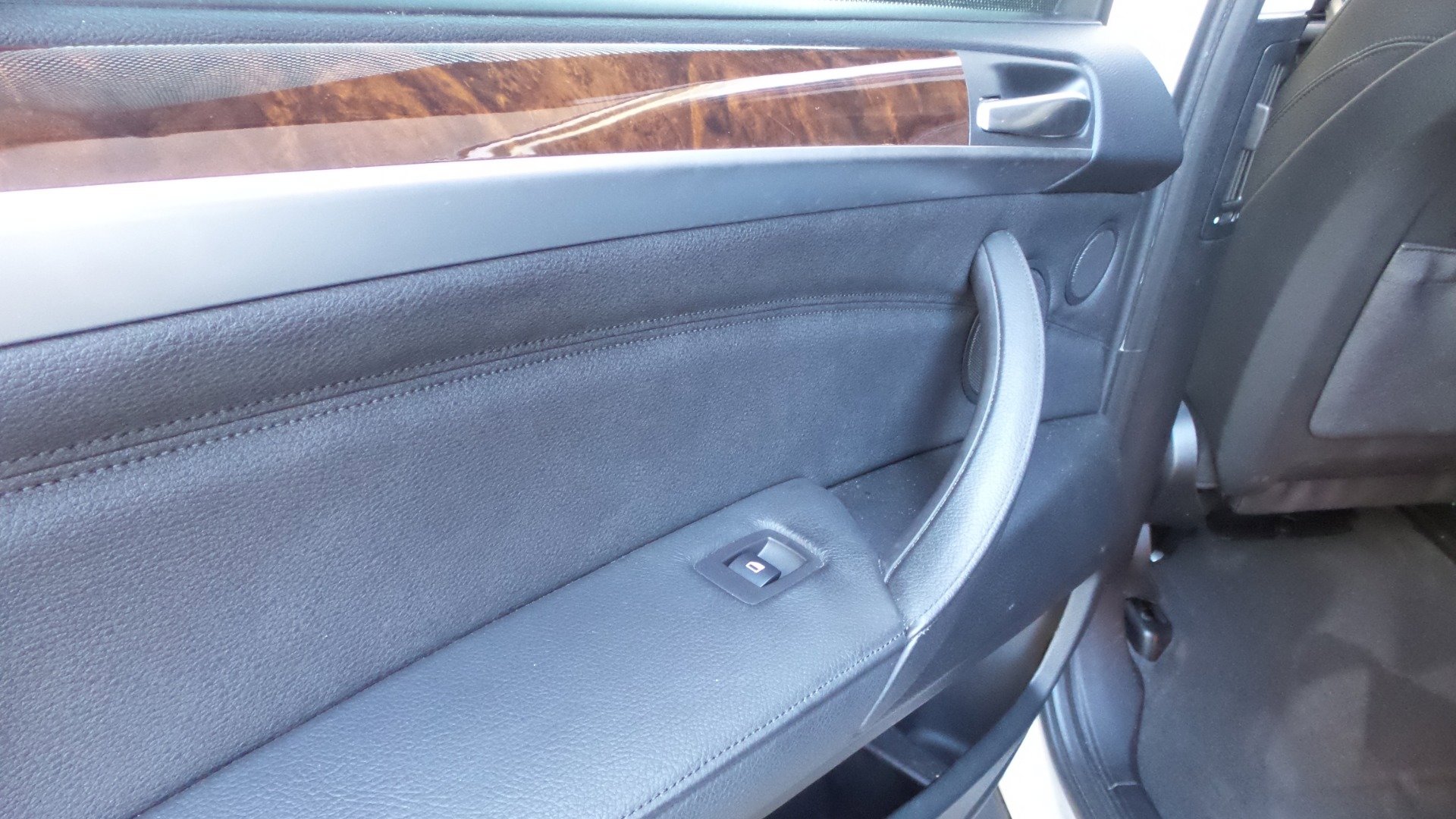 Used 2012 BMW X5 xDrive35d image 77