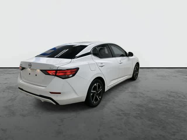 Used 2024 Nissan Sentra SV FWD image 3