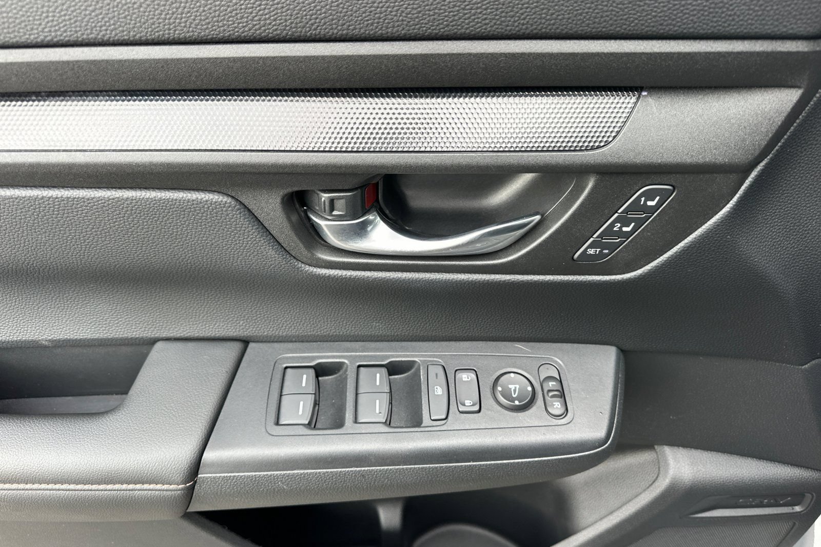 Used 2025 Honda CR-V Sport-L image 11