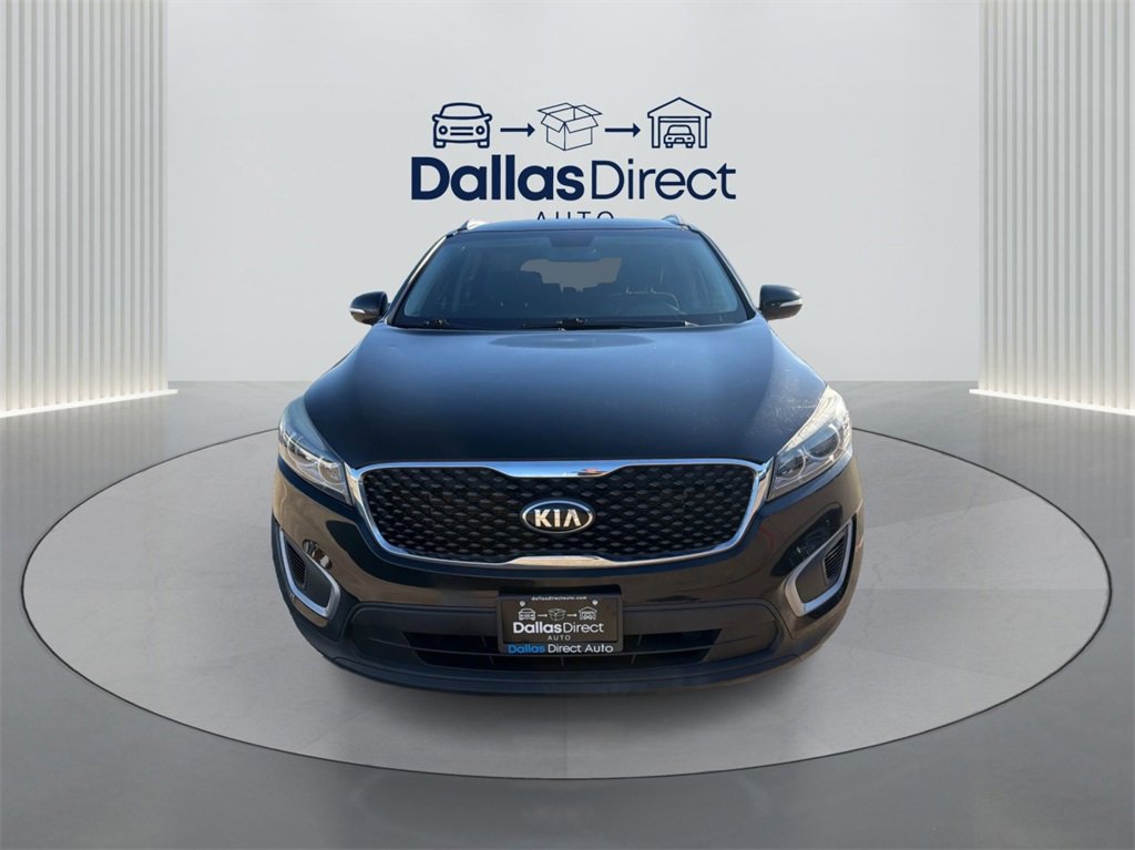 Used 2017 Kia Sorento LX image 3