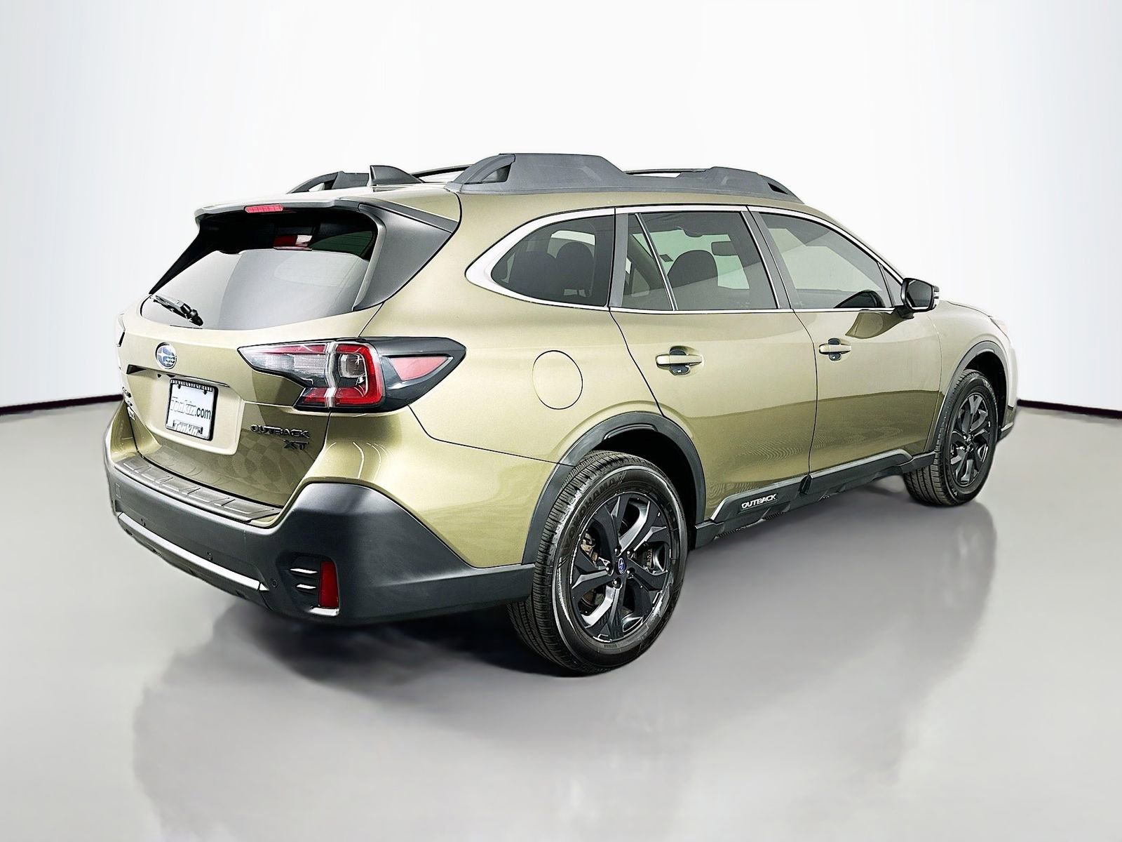 Used 2020 Subaru Outback Onyx Edition XT image 8